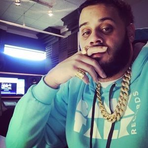 Meet your Posher, Randall